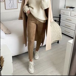 2 PAIRS Medium Zara Faux Suede leggings 2 colors - tan and brown 🤎